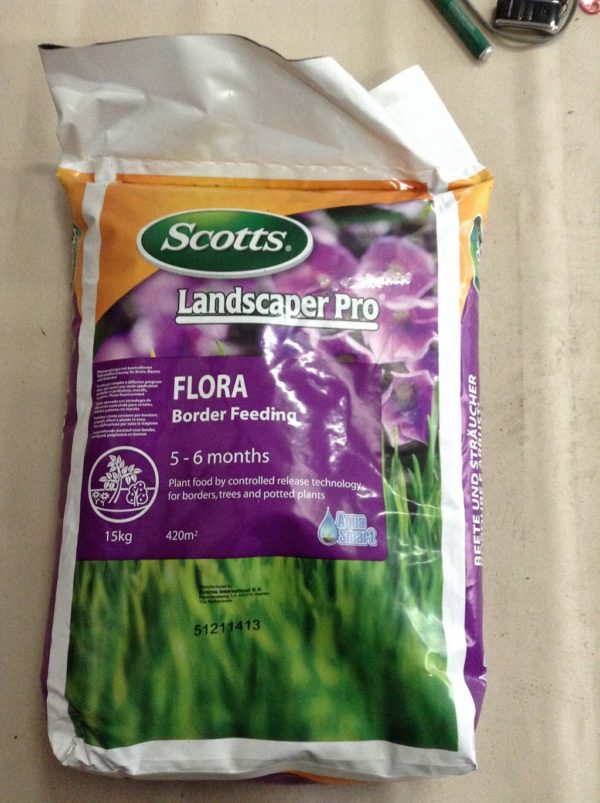 LANDSCAPER PRO FLORA 5-6 M  KG.15