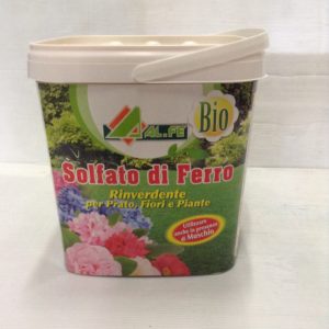 solfato di ferro rinverdente e antimuschio per prato fiori piante da 5 kg
